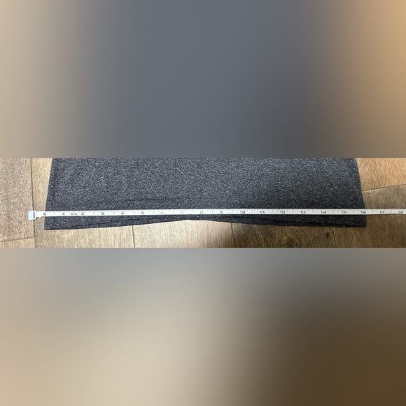 Lululemon Athletica Women’s Tank Top - Picture 6 of 6